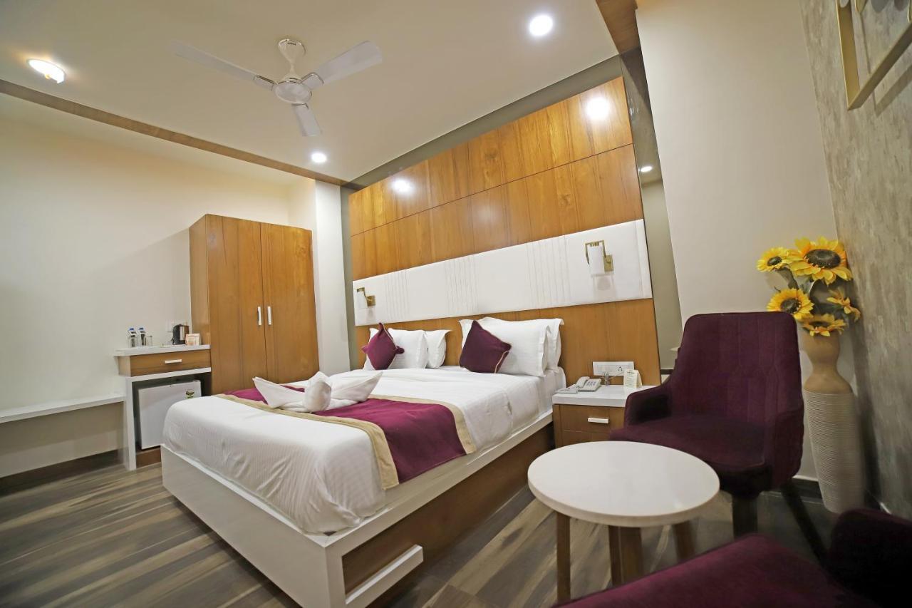 Hotel Priya Palace Ahmedabad