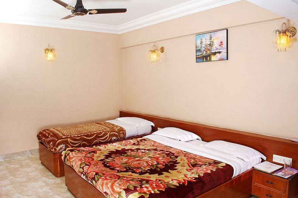 Hotel Centra