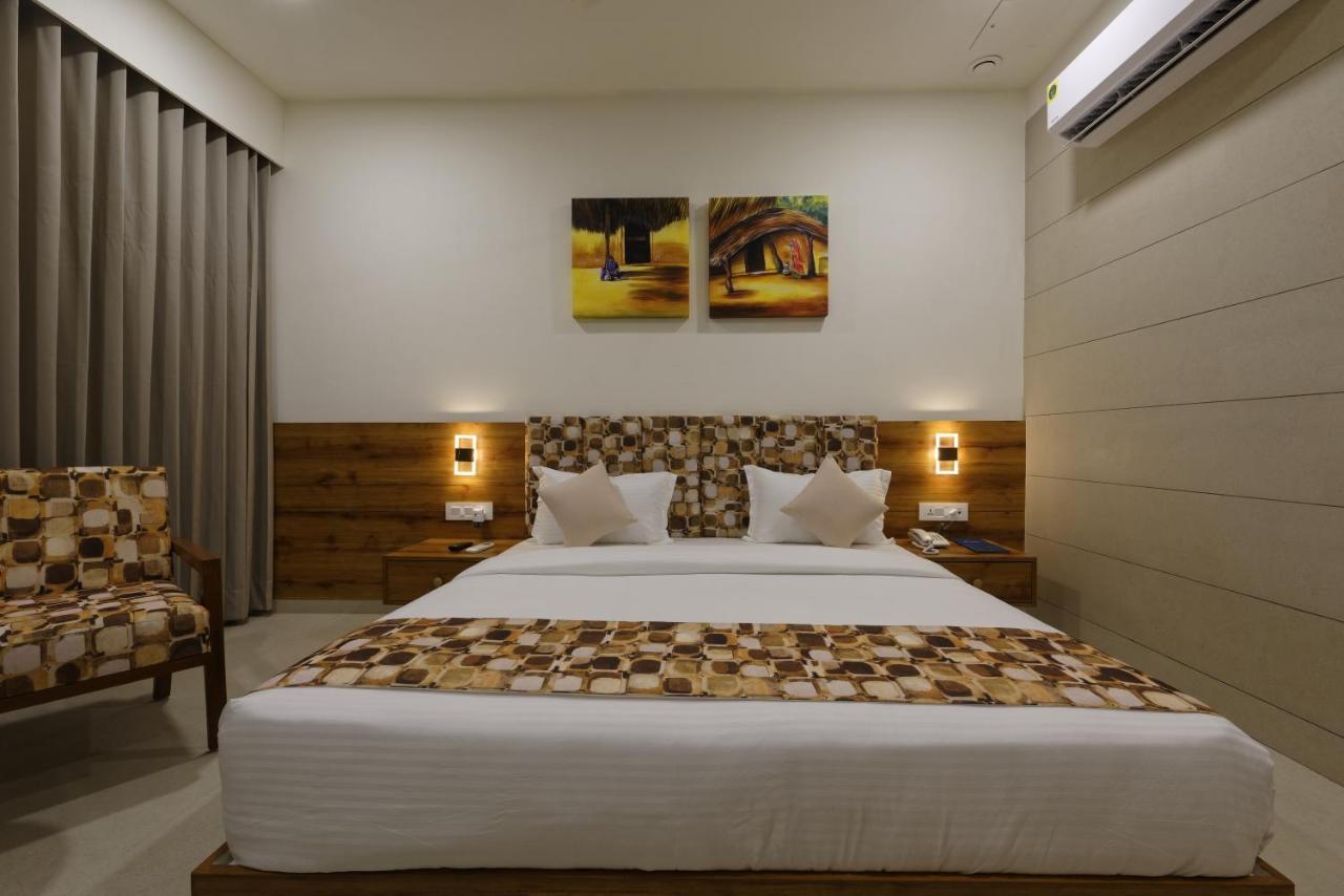 Hotel Flourish International 3*