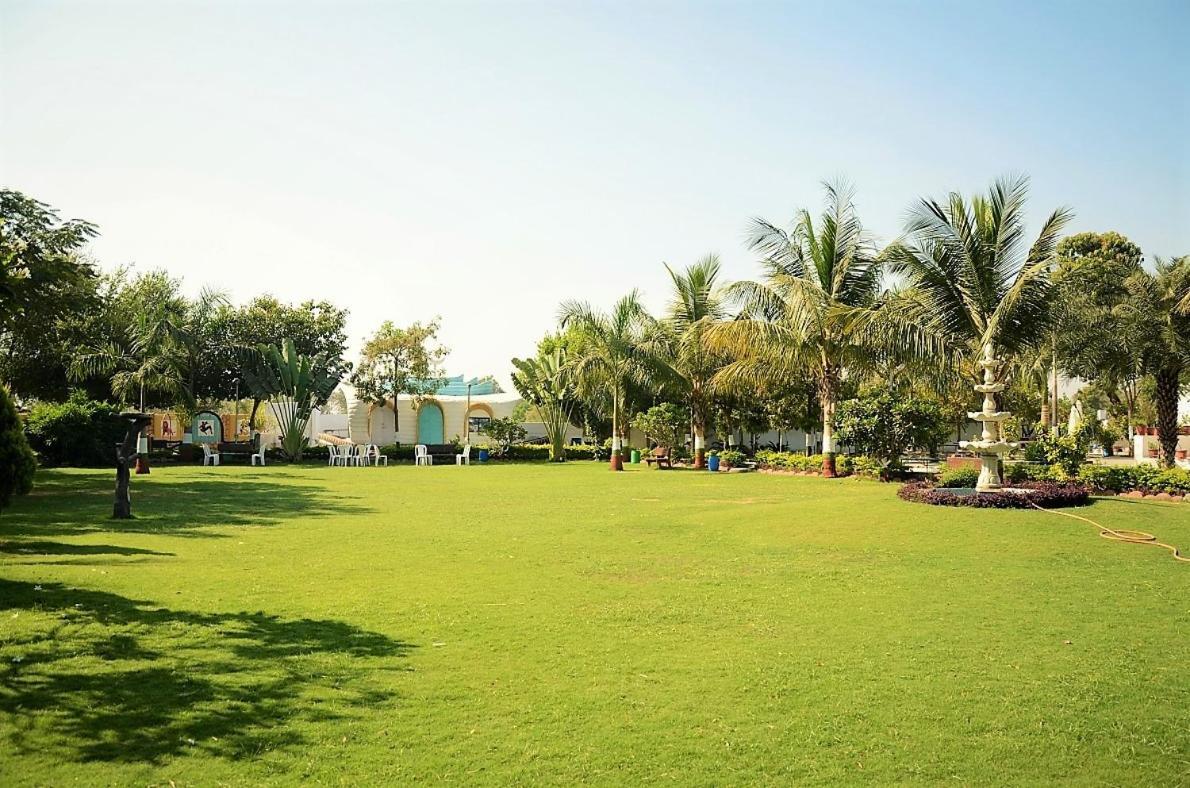 Royal Club & Resort Ahmedabad