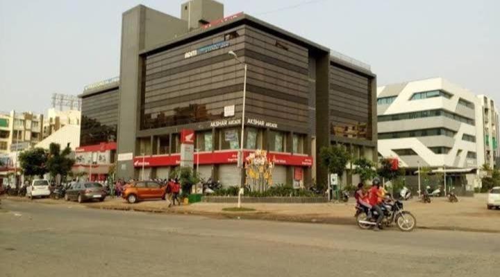 Hotel Royal Platinum Ahmedabad