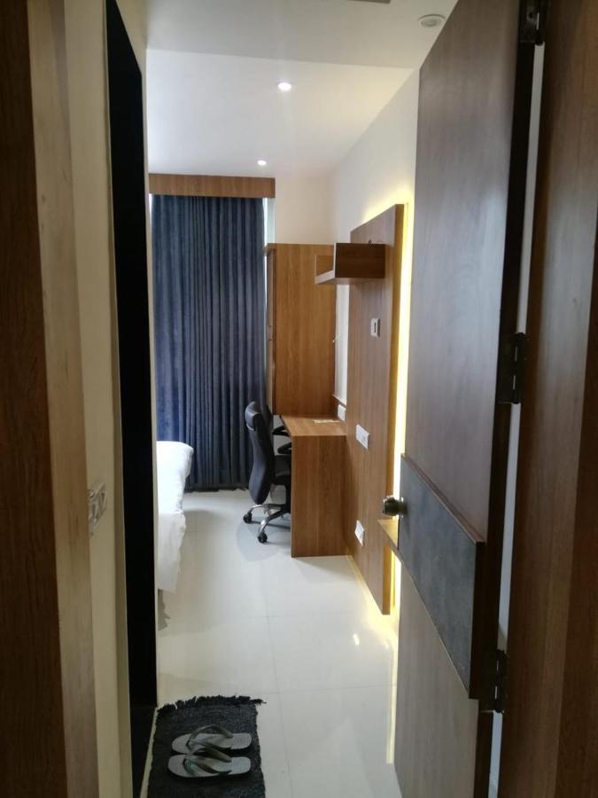 Satellite Hotel Ahmedabad