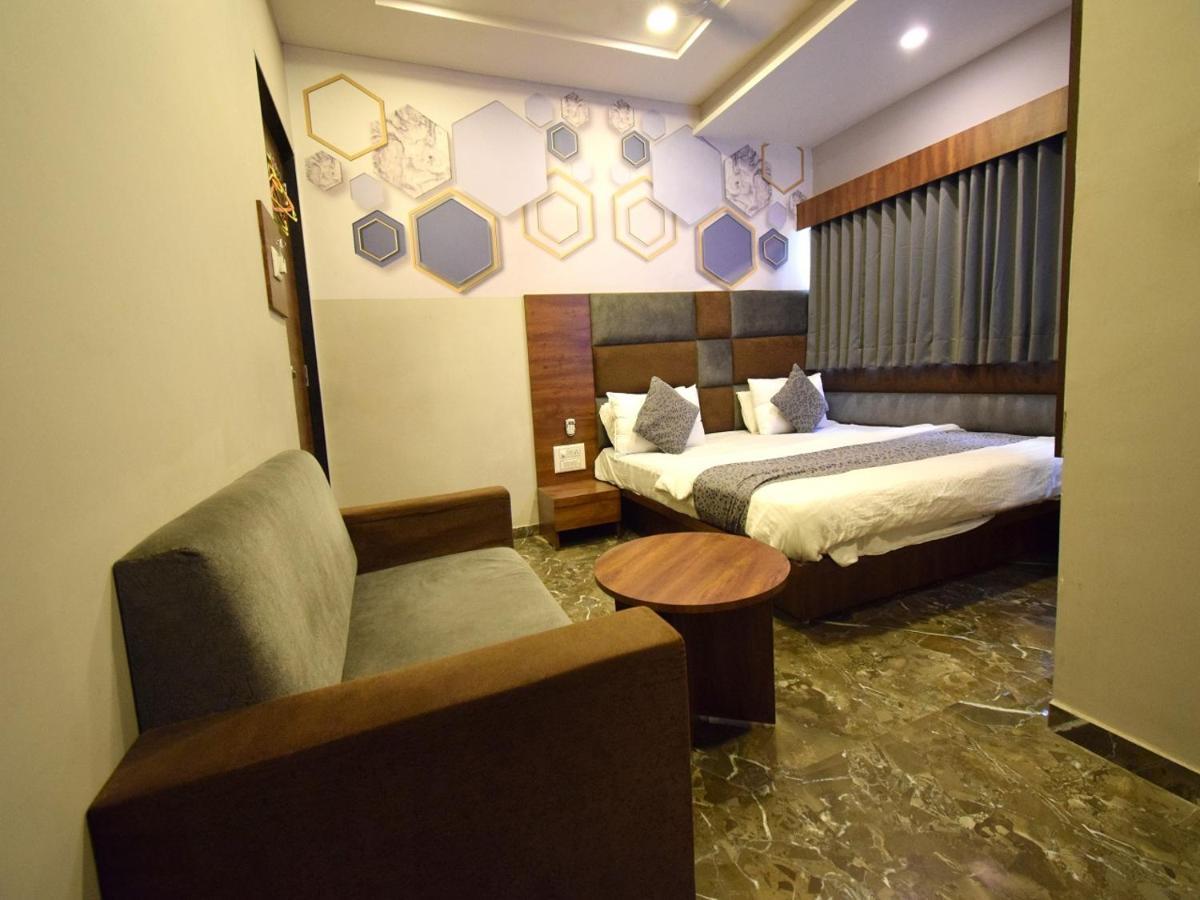 Palace Hotel Ahmedabad