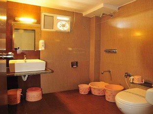 Fabhotel Kadamb