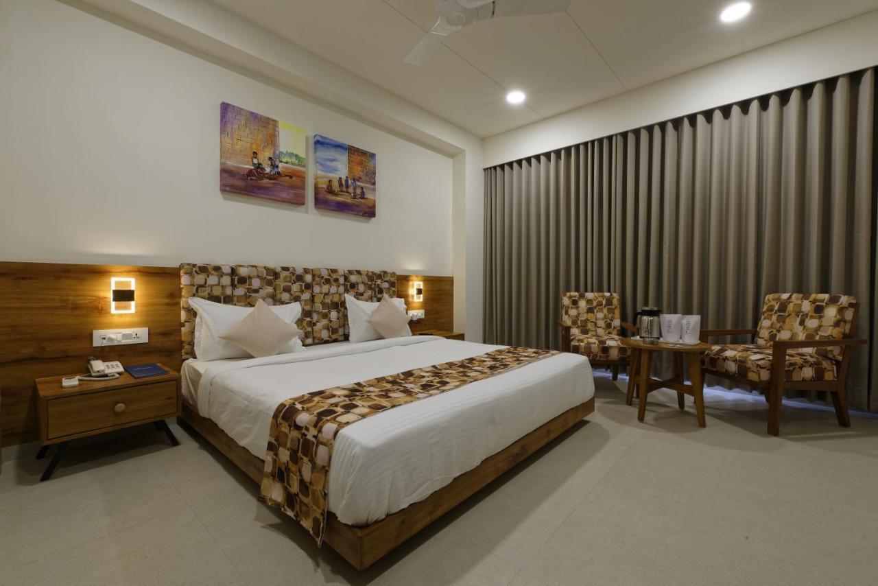 Flourish International 3* Ahmedabad