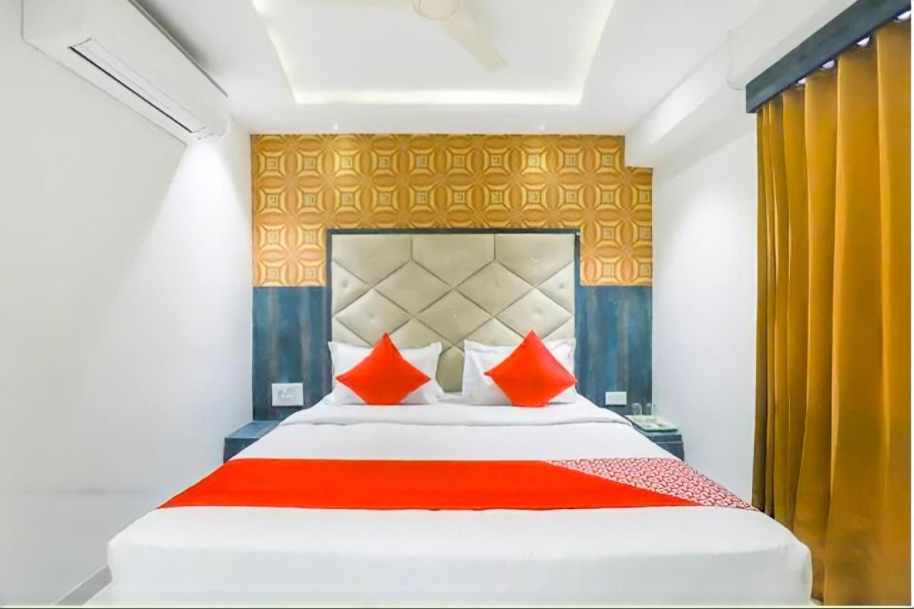 Pinnacle - Hotel Ahmedabad