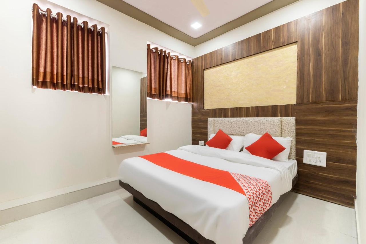 Hotel Oyo Flagship 48619 Anushri 3*