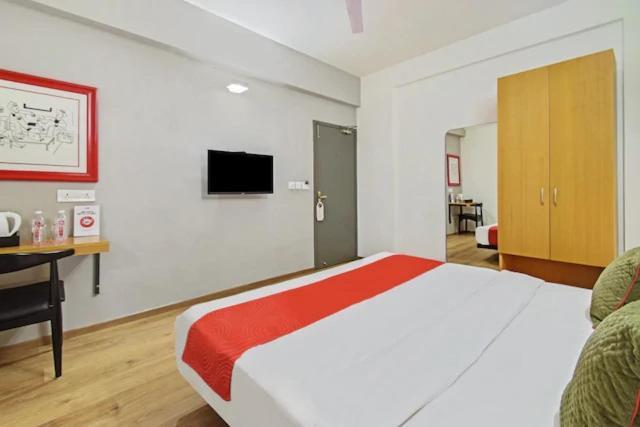Hotel Kanak Beacon - Ashram Road 3*