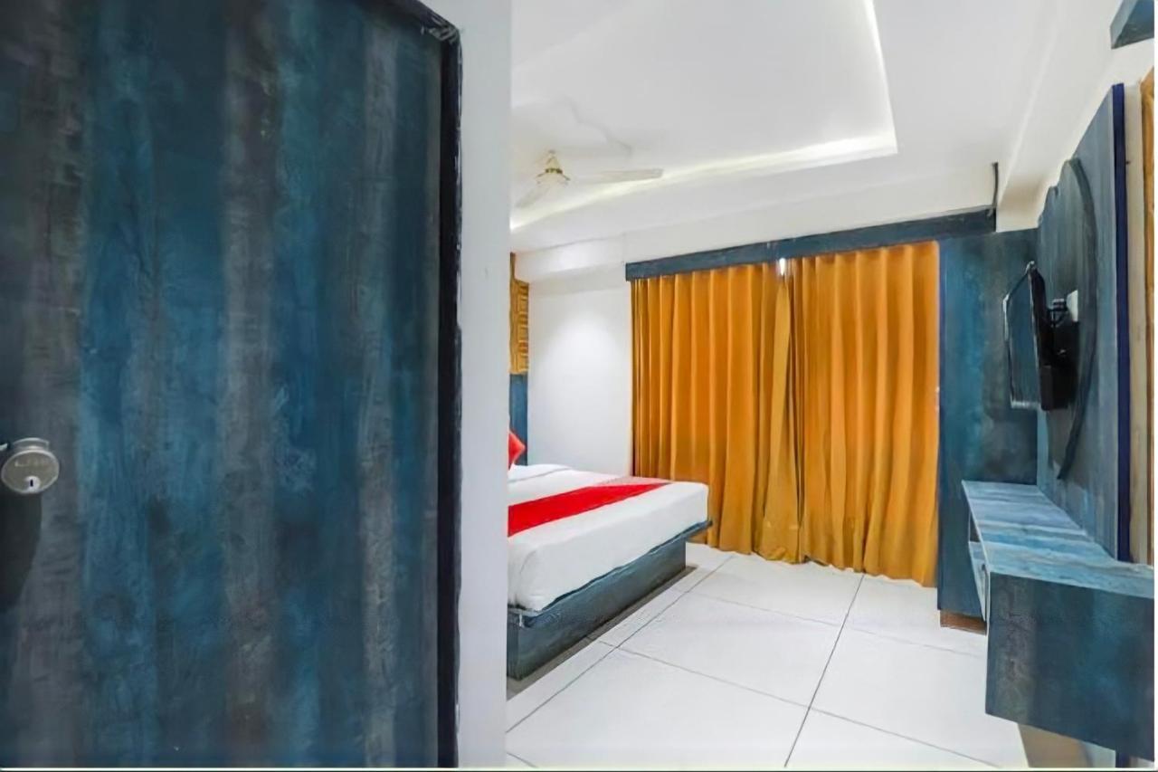 Pinnacle - Ahmedabad