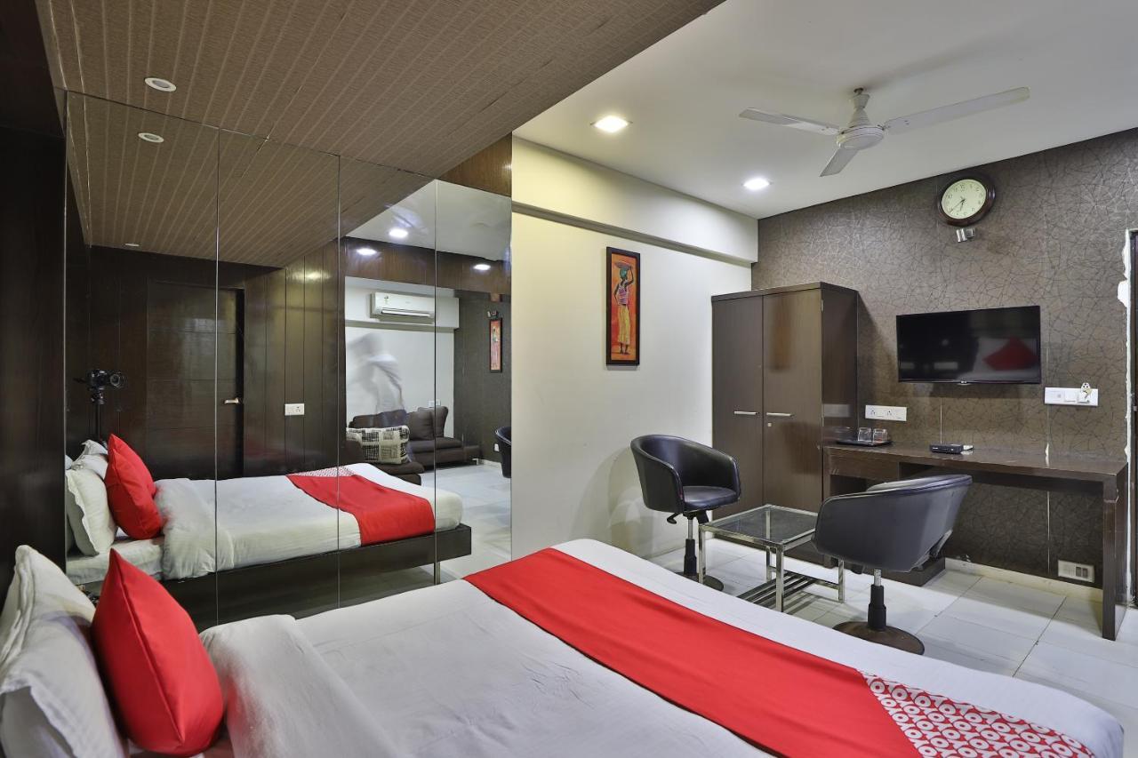Oyo 44976 Metro Park Hotel 3*