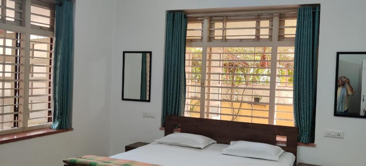 Srinekatan Heritage Homestay * Ahmedabad