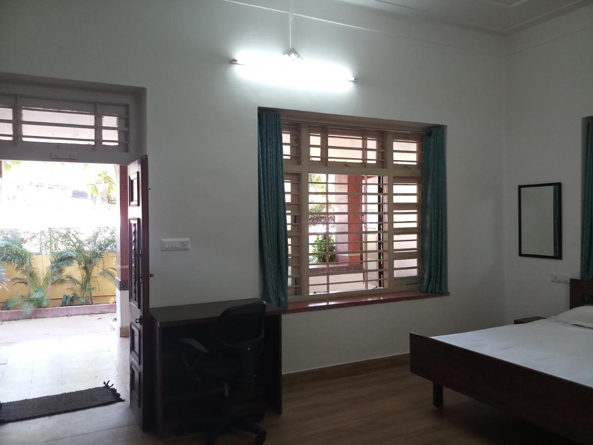 Srinekatan Heritage Homestay * Ahmedabad