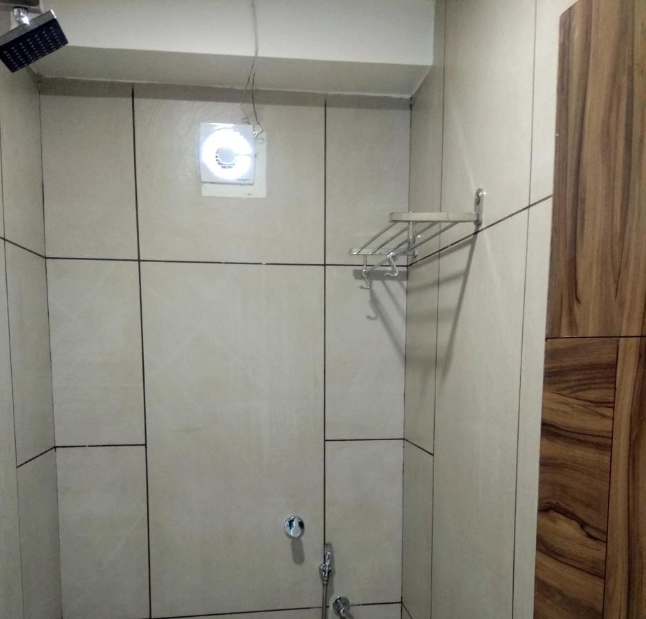 Hotel Milan *