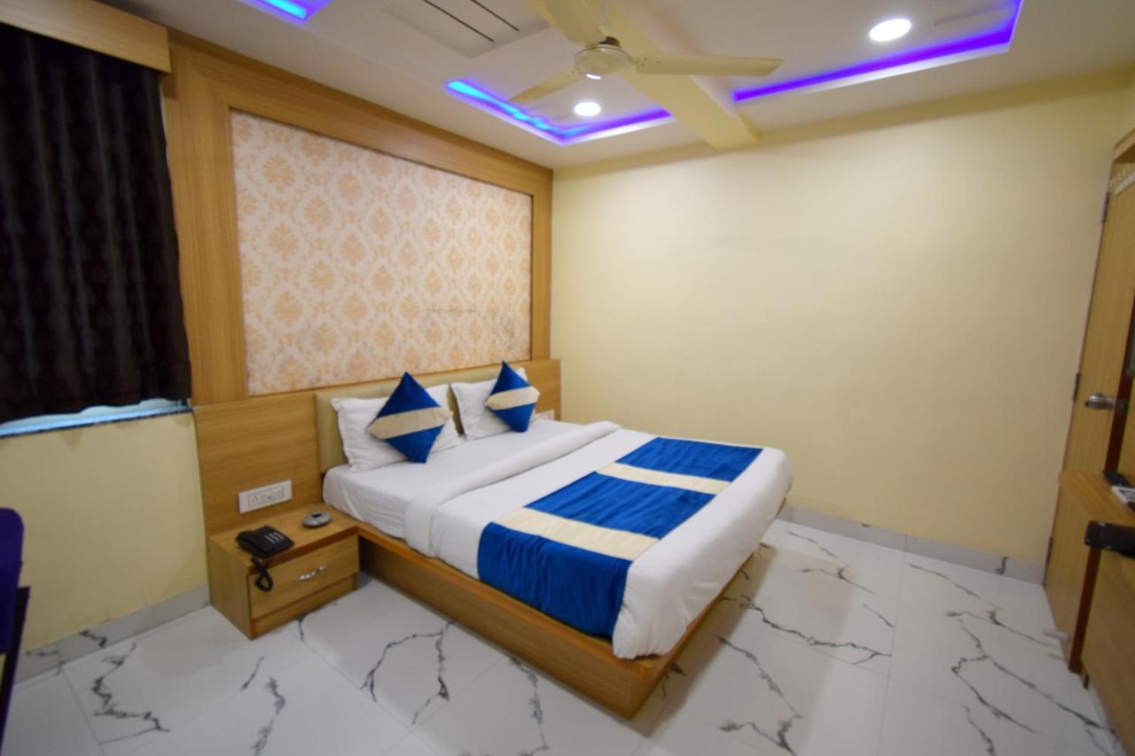 New Pathik Hotel