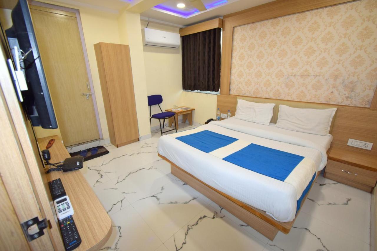 New Pathik Hotel 3*