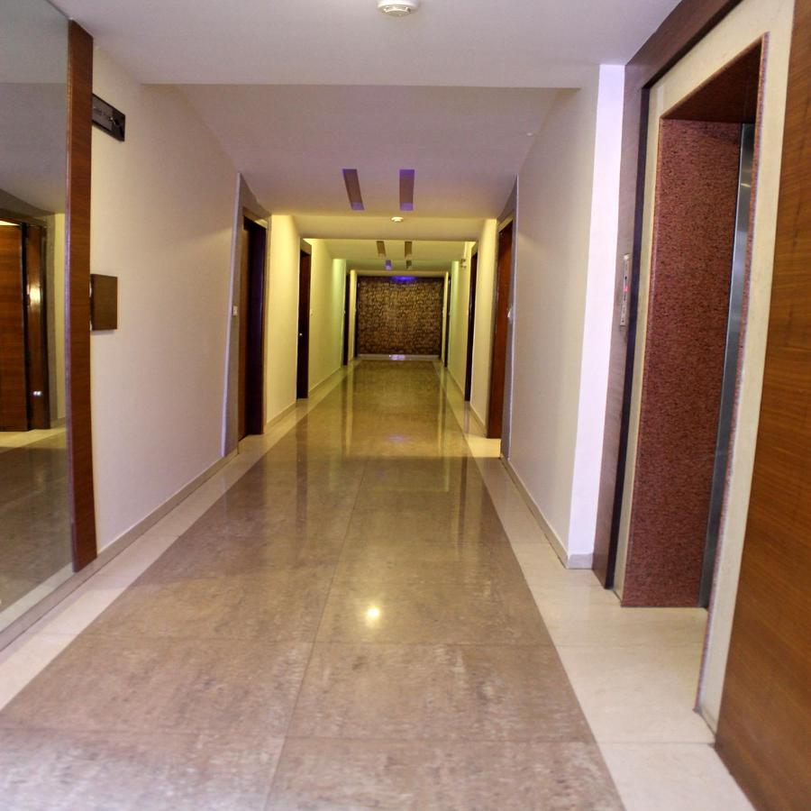 Hotel Collection O 17189 Kanak Ashram Road 3*