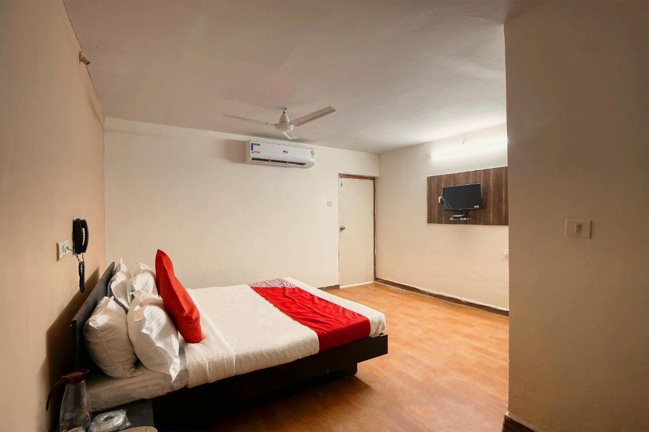 Hotel Oyo 41073 Aavkar 3*