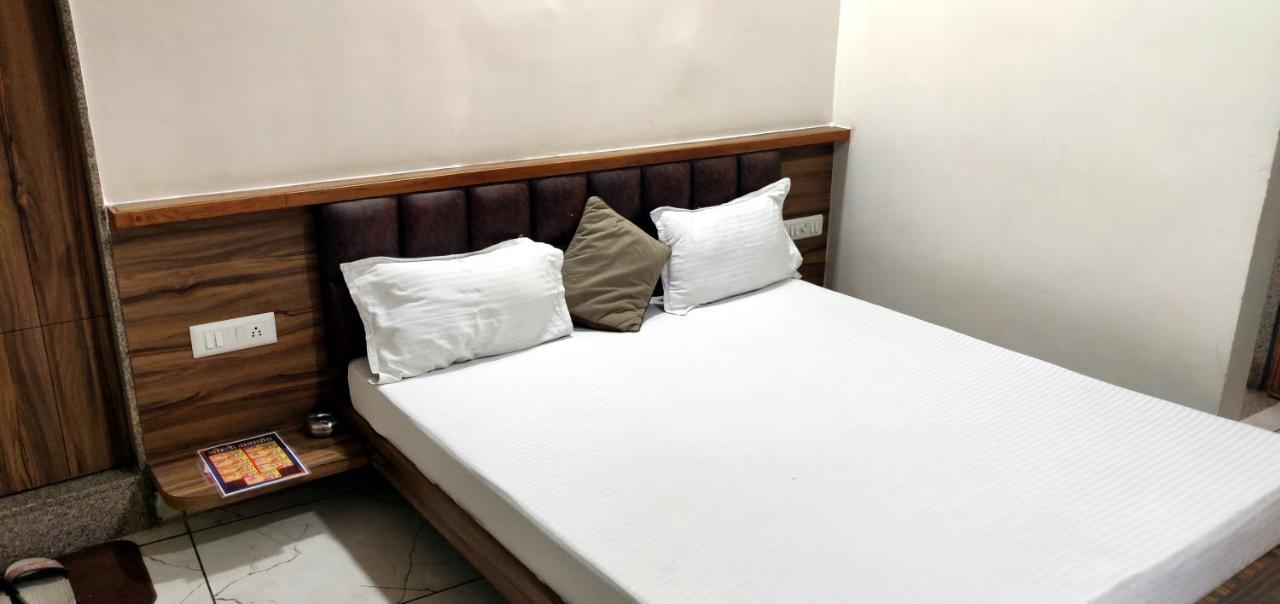 Milan * Ahmedabad