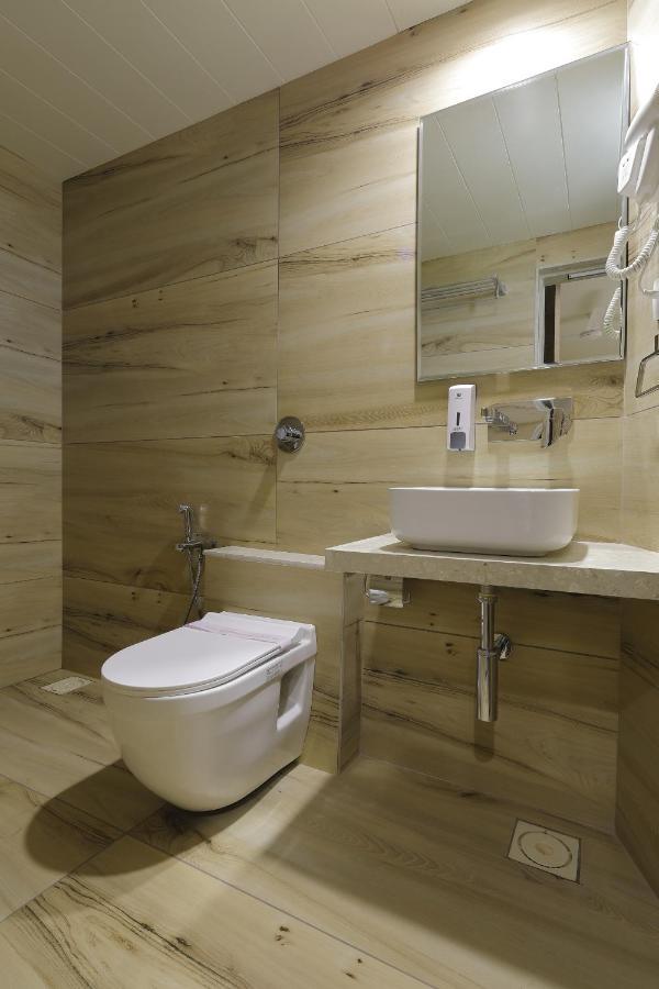 Hotel Elysian Residency