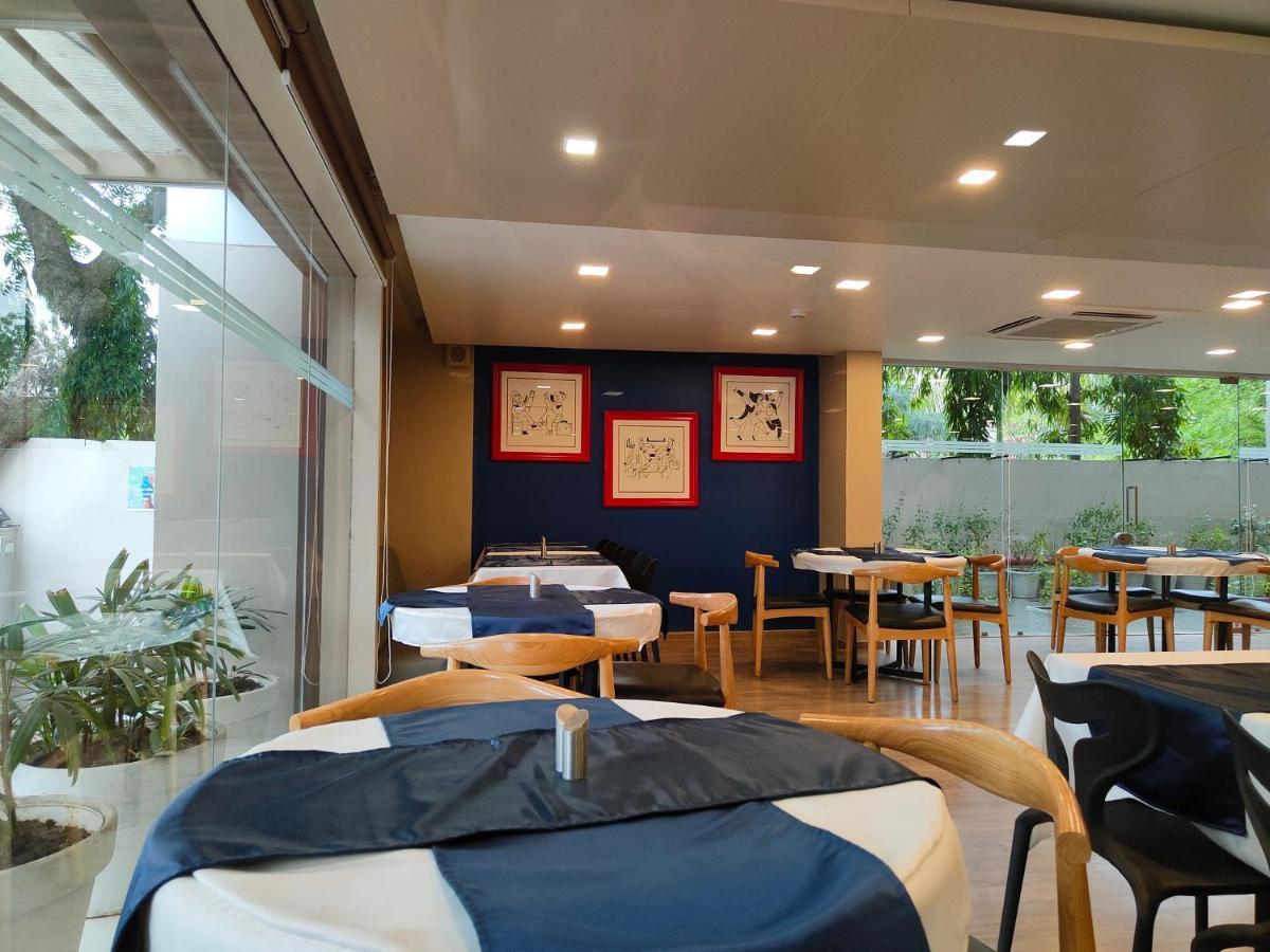 Hotel Kanak Beacon - Ashram Road Ahmedabad
