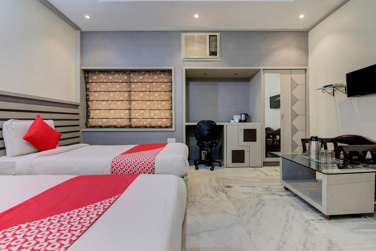 Oyo 1545 Shivani International Hotel