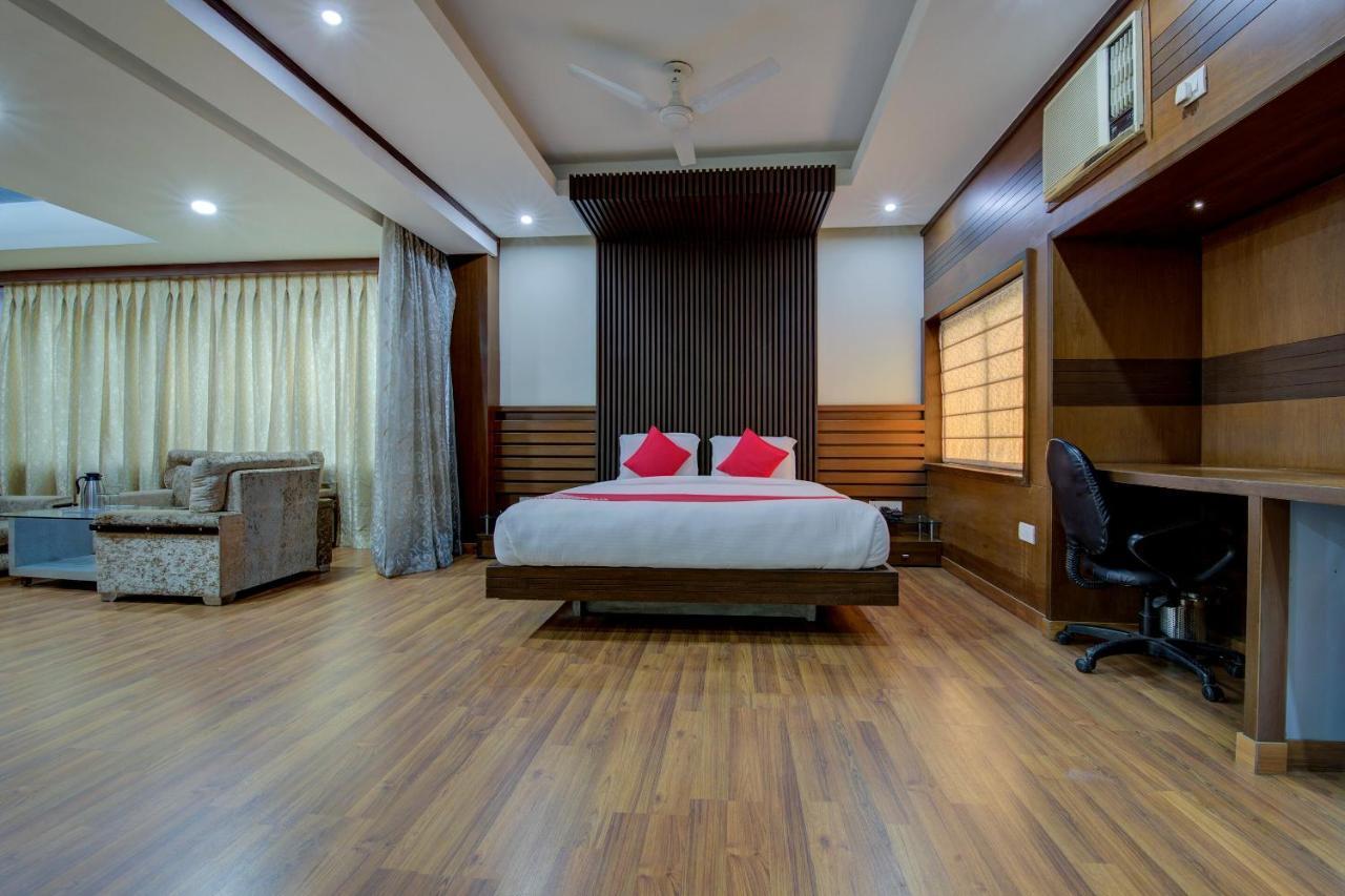 Hotel Oyo 1545 Shivani International