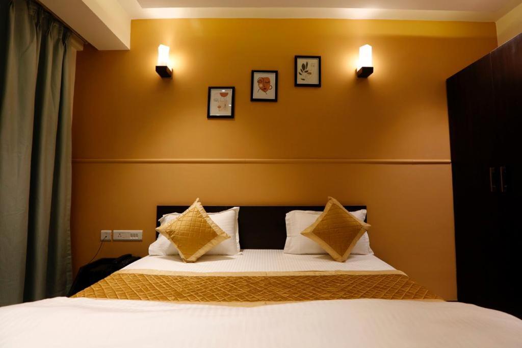 Maple 2* Ahmedabad