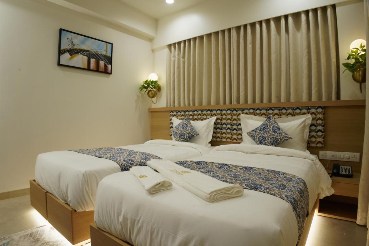 Elysian Residency Hotel 3*