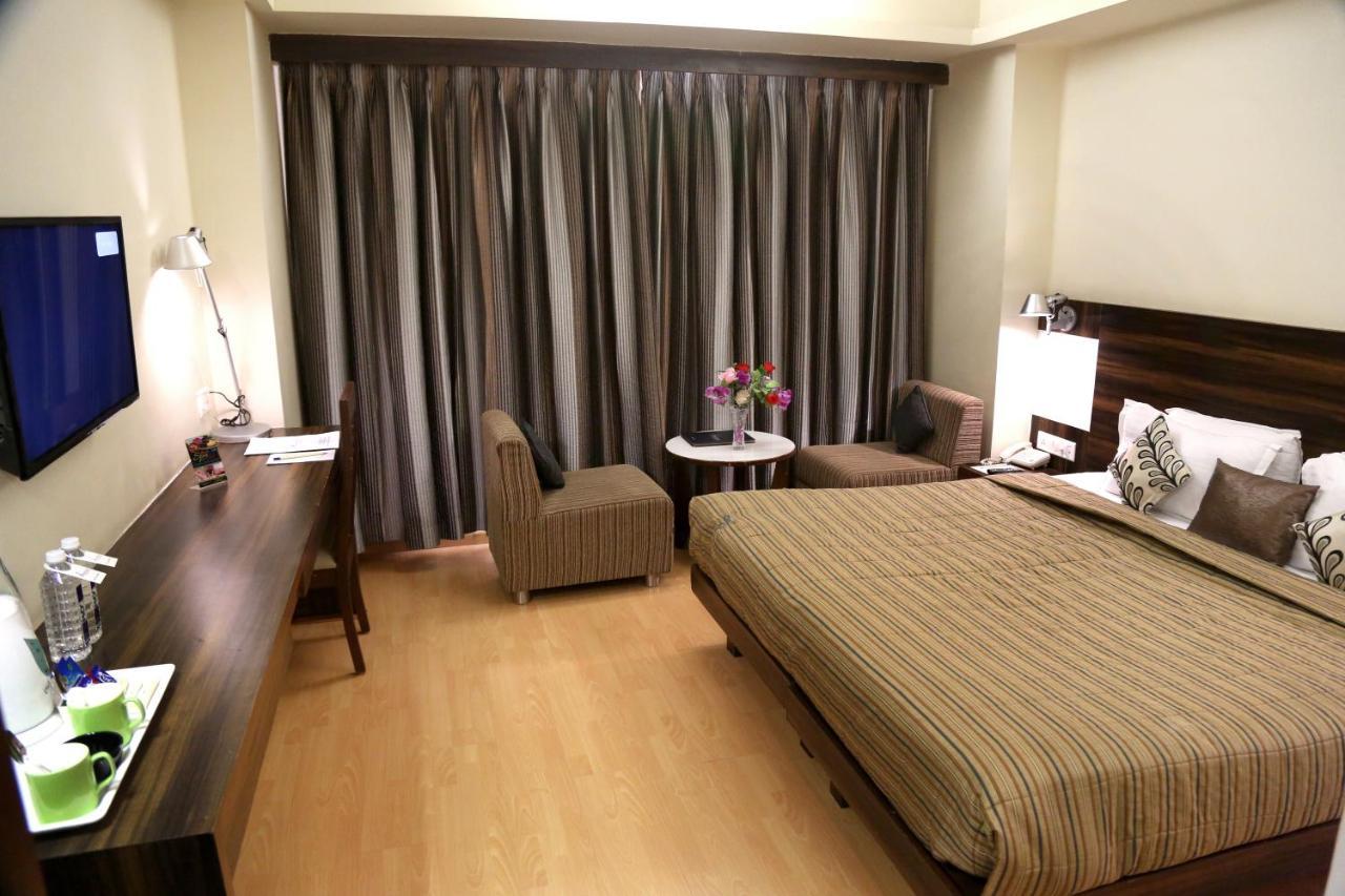 Silvercloud And Banquets Ahmedabad