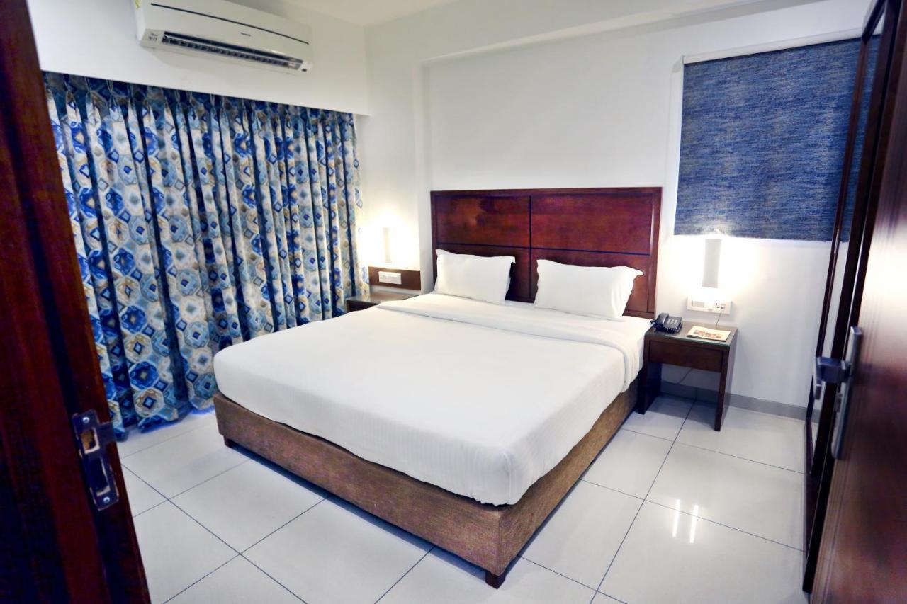 Hotel The Park Residency