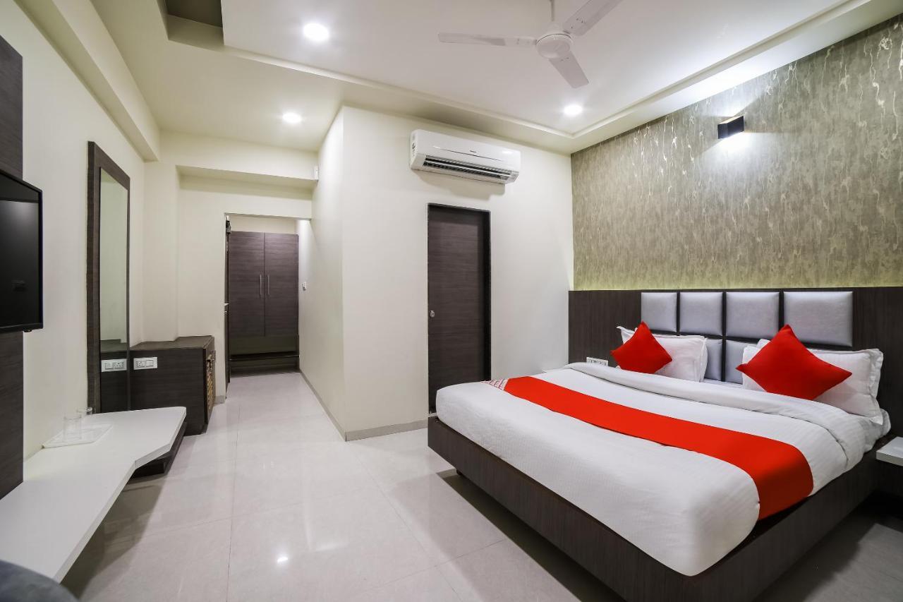 Capital O 41587 Hotel Airport Inn One 3* Ahmedabad