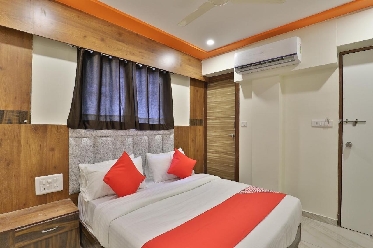 Oyo 37359 Hotel Shiv Villa Hotel Ahmedabad
