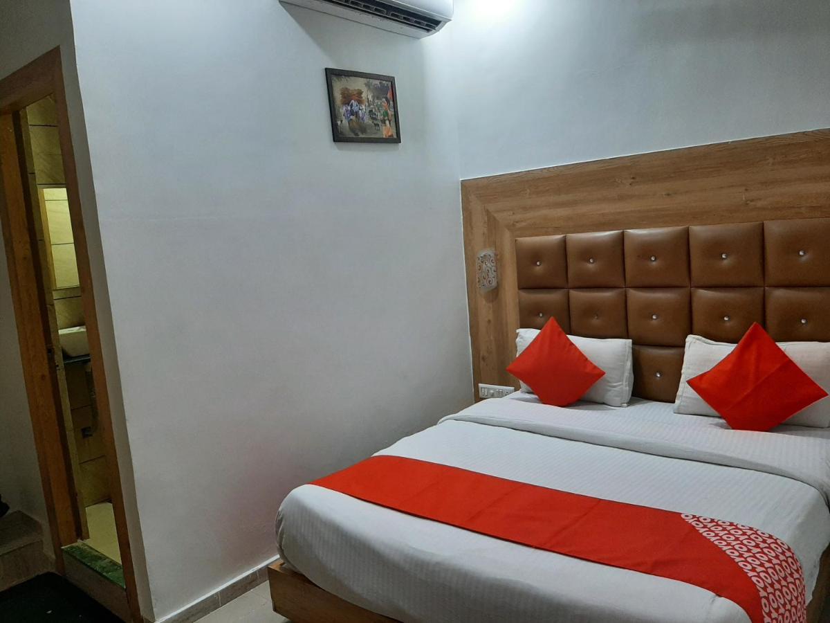 Hotel Marigold Hotel Ahmedabad
