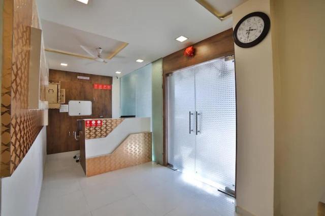Hotel Maan Palace Ahmedabad