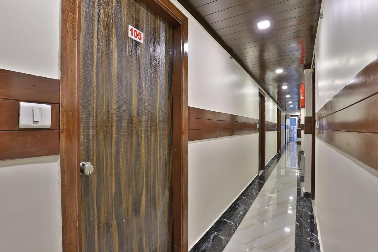 Oyo 37359 Hotel Shiv Villa Hotel Ahmedabad