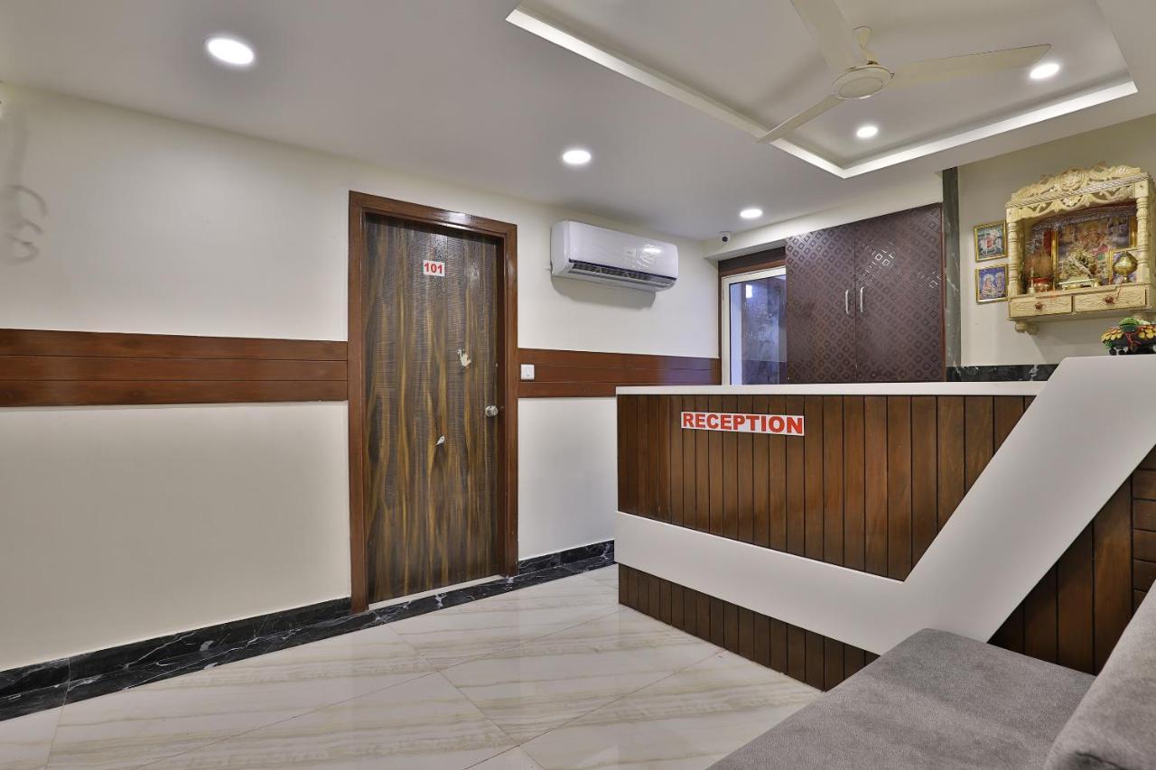 Oyo 37359 Hotel Shiv Villa 3* Ahmedabad