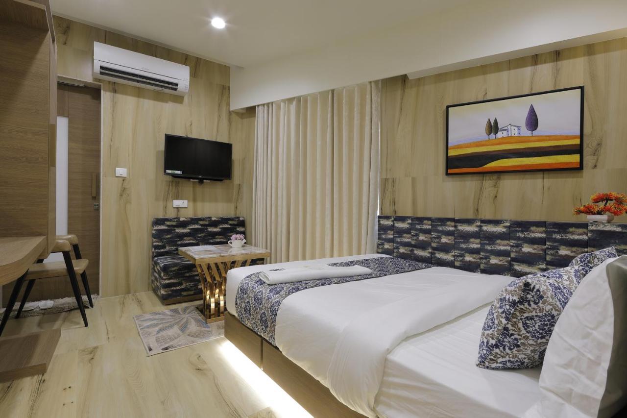 Hotel Elysian Residency Ahmedabad