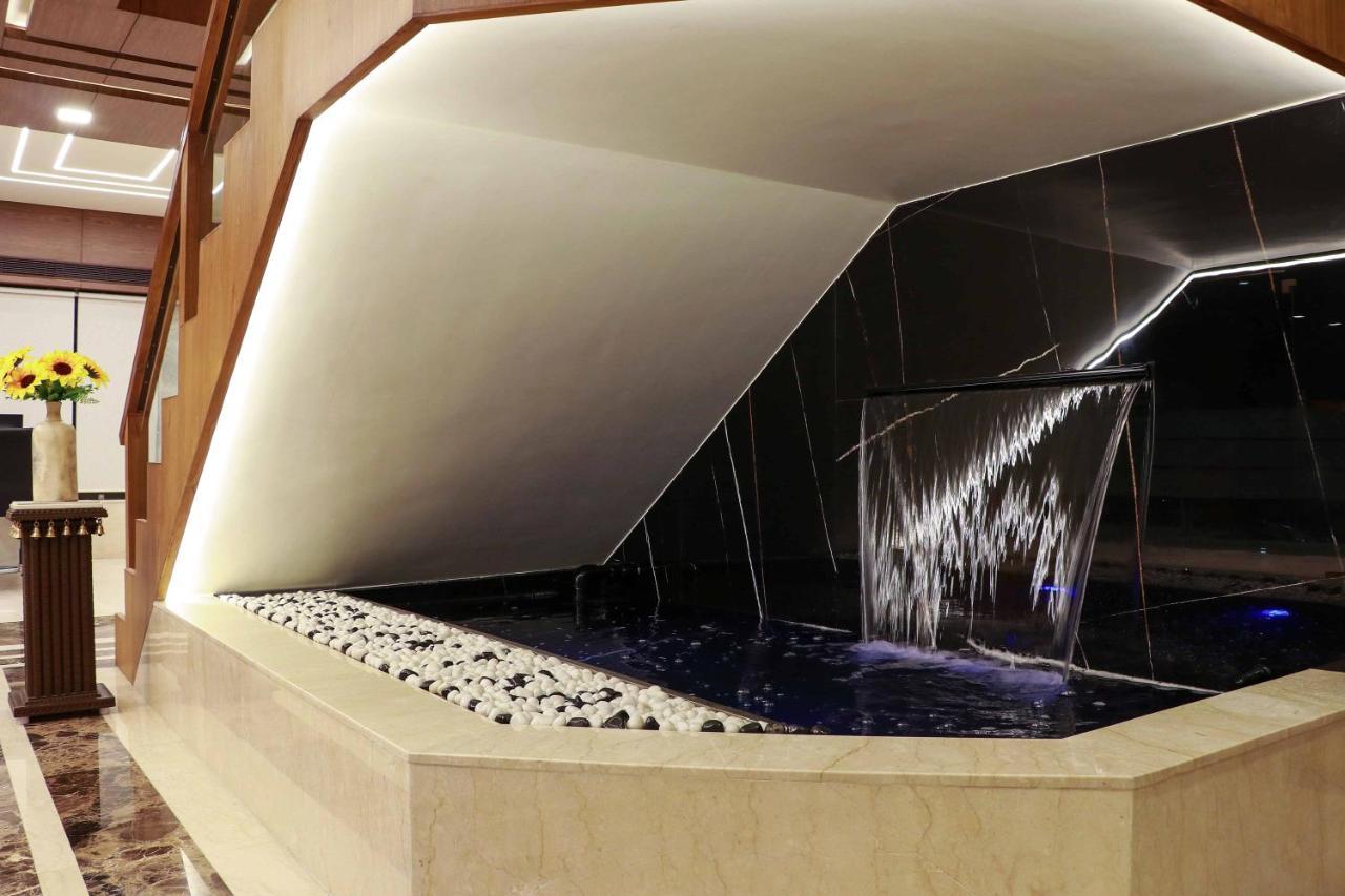 Hotel Centra Ahmedabad