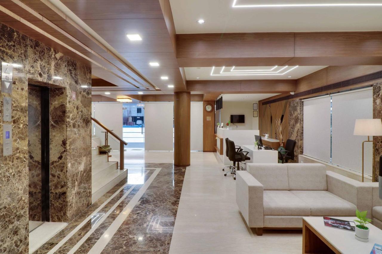 Hotel Centra Ahmedabad