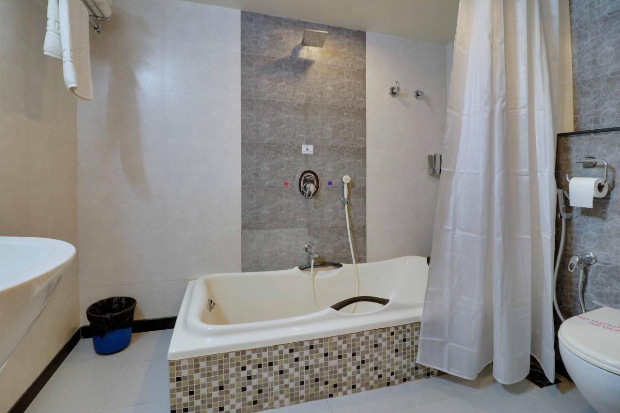Centra Hotel Ahmedabad