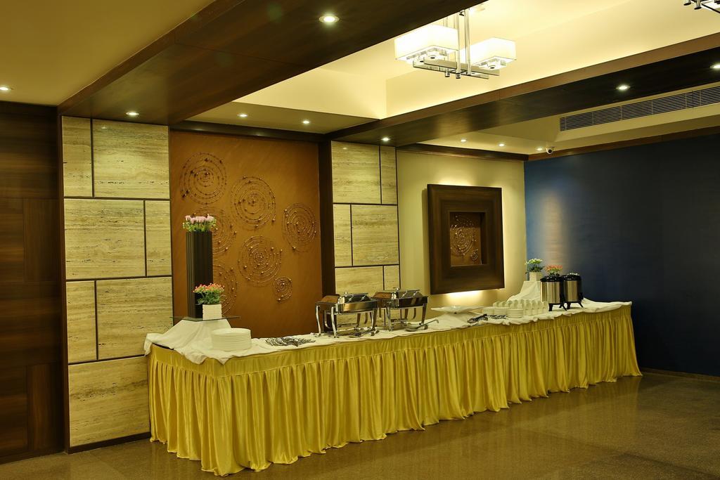 Tgb Express Maninagar Hotel