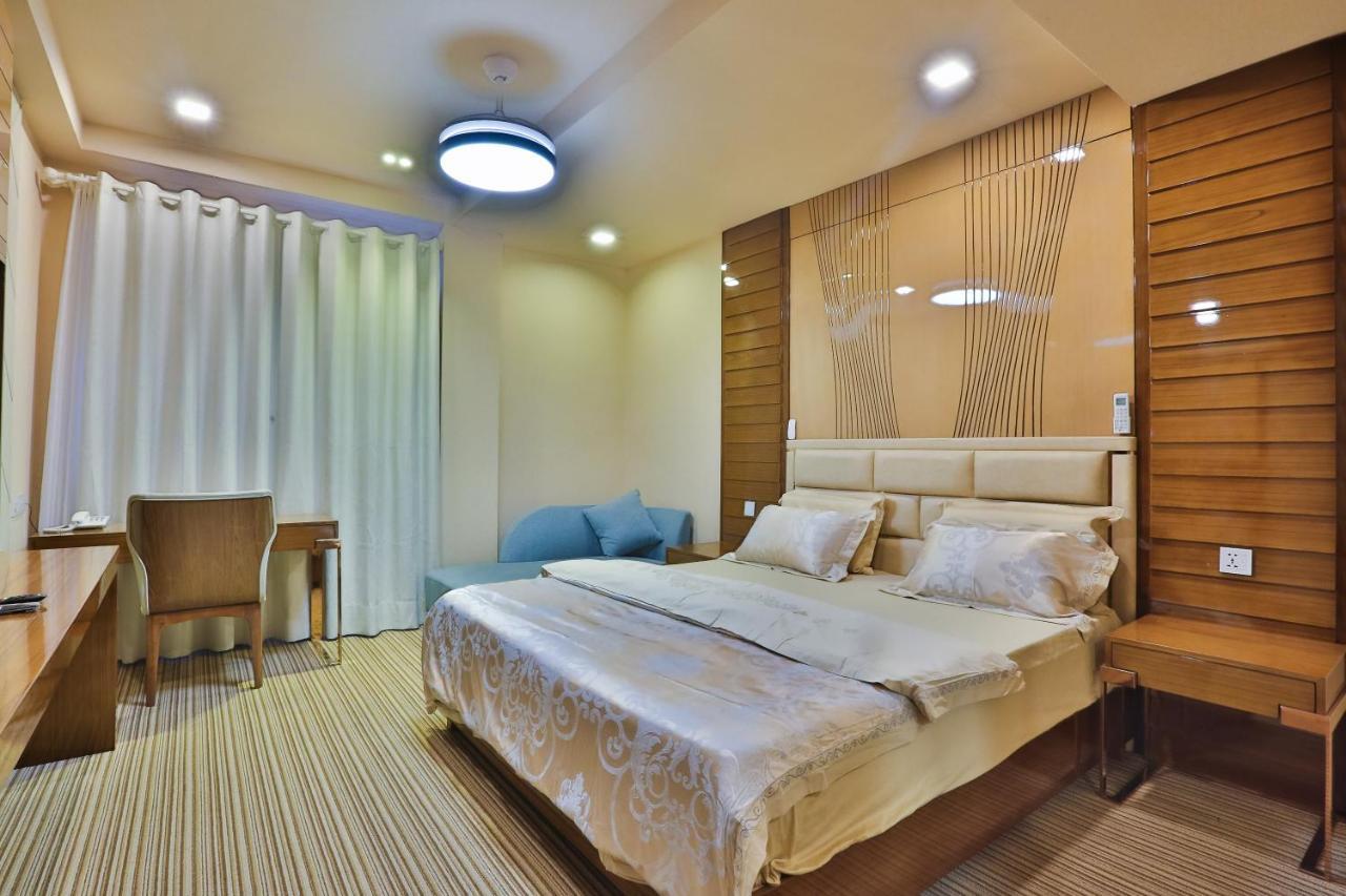 Hotel Fun Residency By Antra Group Ahmedabad