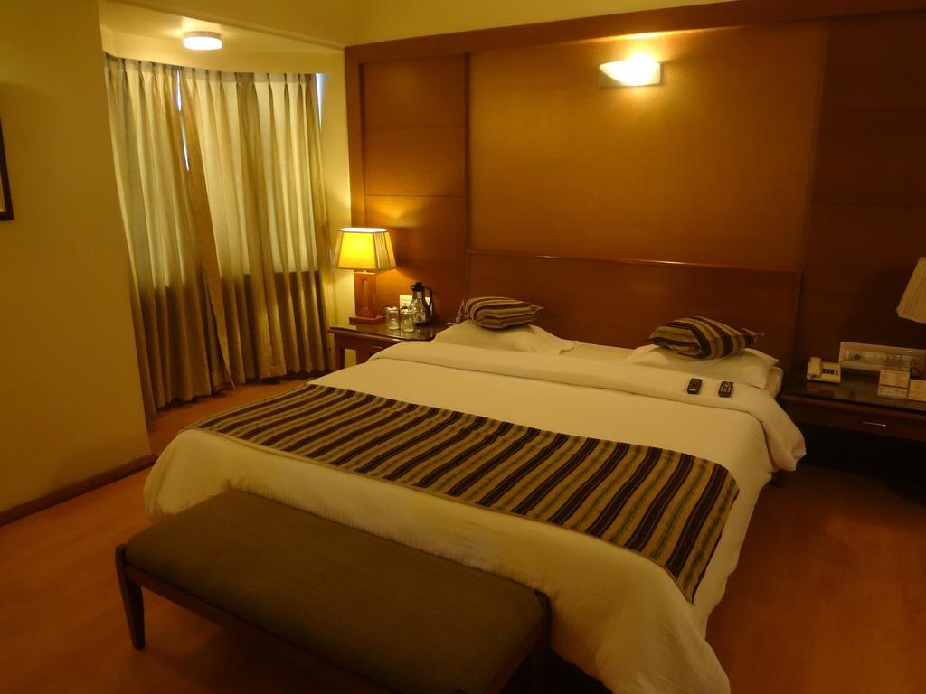 Hotel Royal Highness Ahmedabad