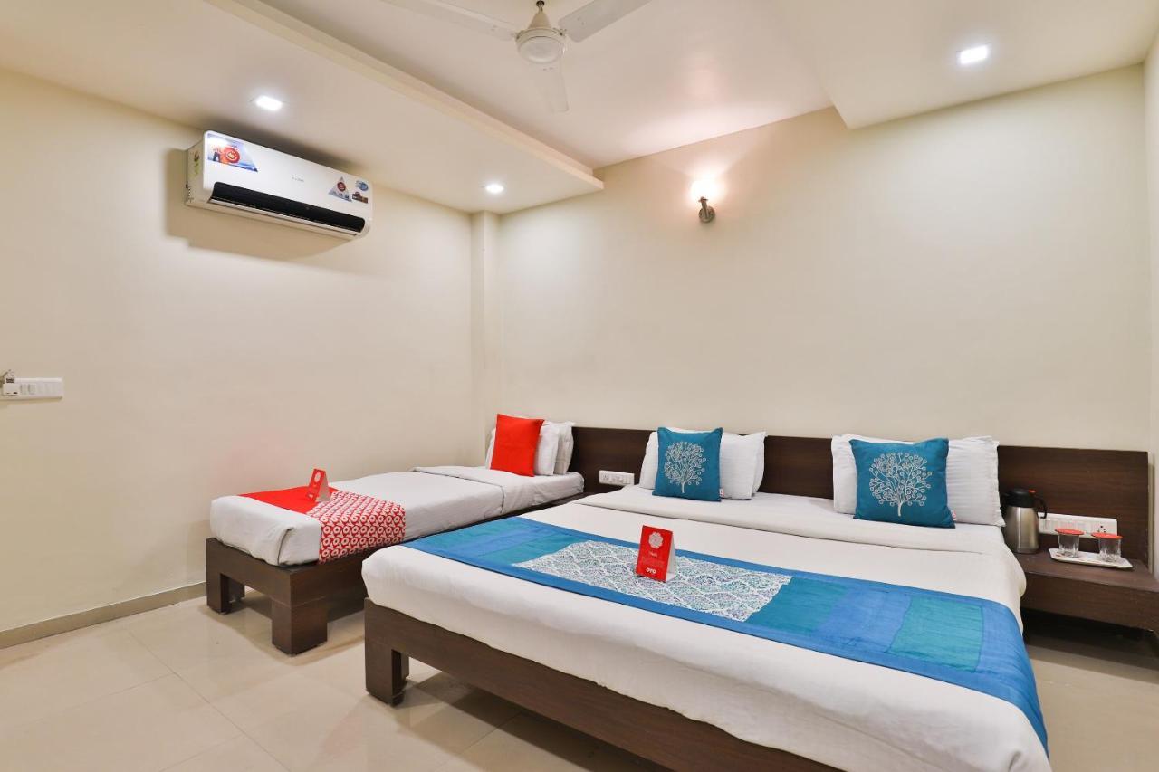 Hotel Oyo 2466 Laljis 3*