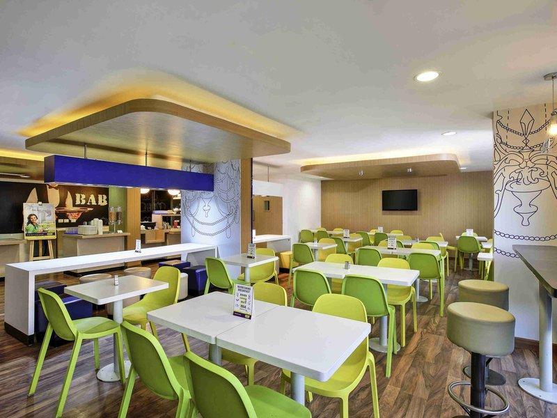 Express Prahlad Nagar By Ihg 4*