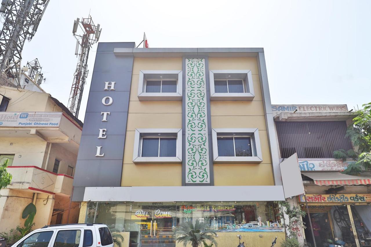 Oyo 2466 Laljis Hotel Ahmedabad
