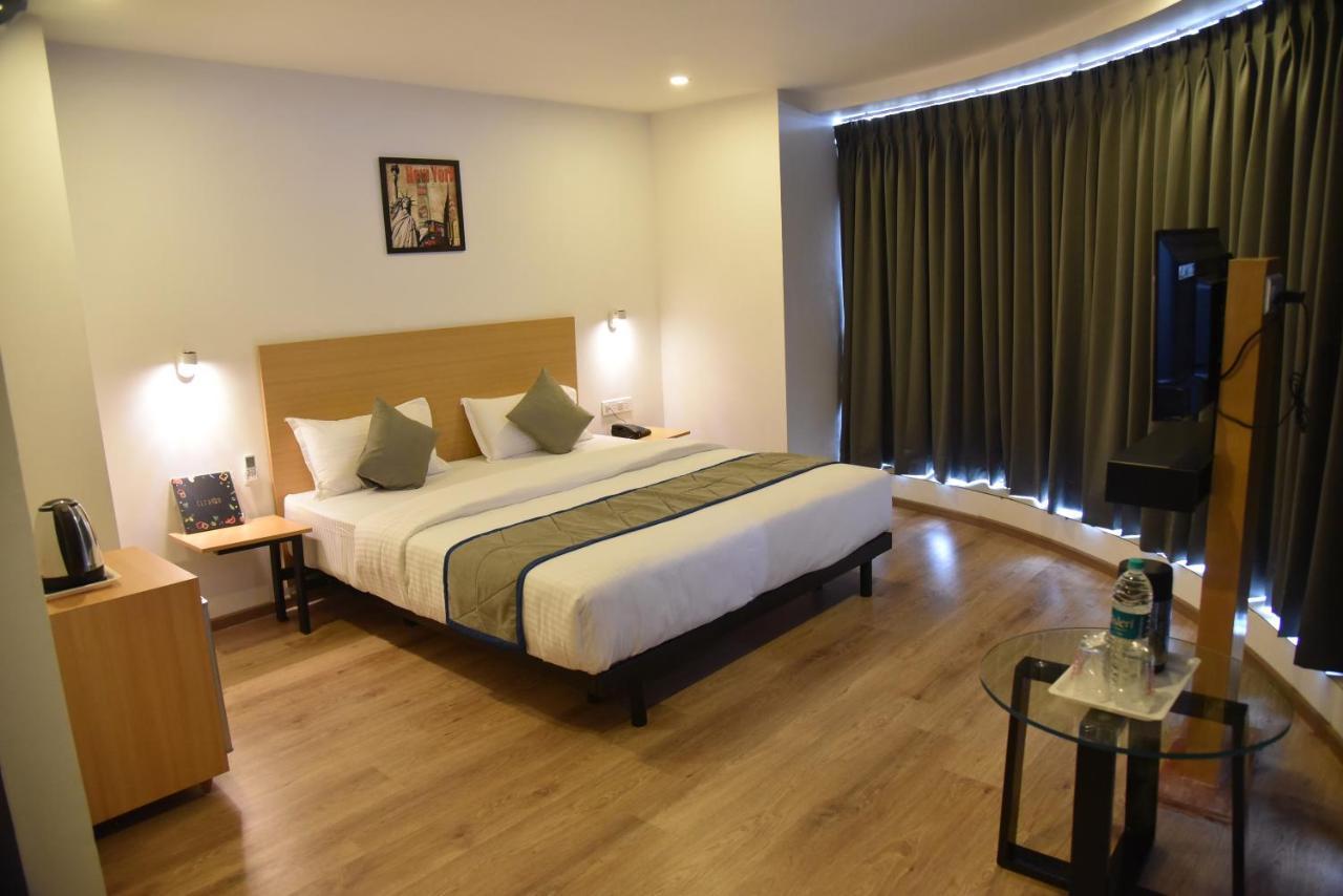 Hotel Central Ahmedabad
