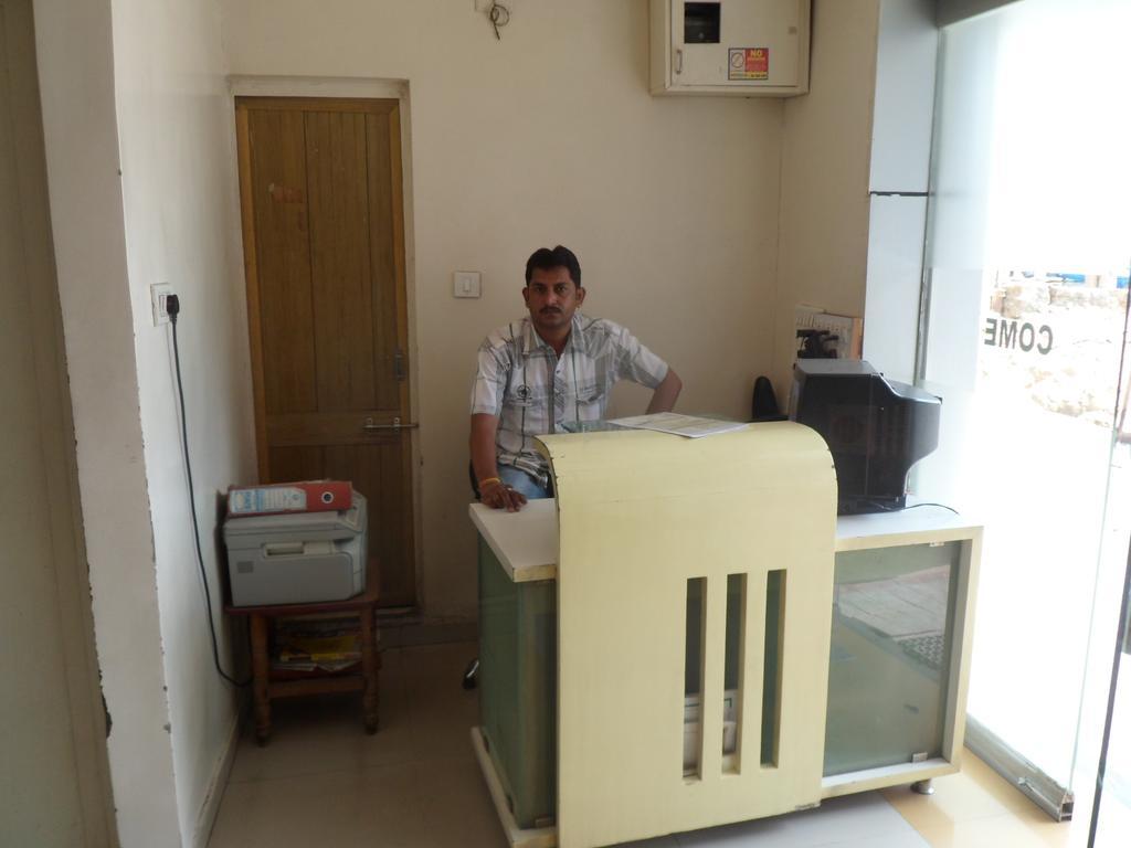 Atithi Hotel Ahmedabad