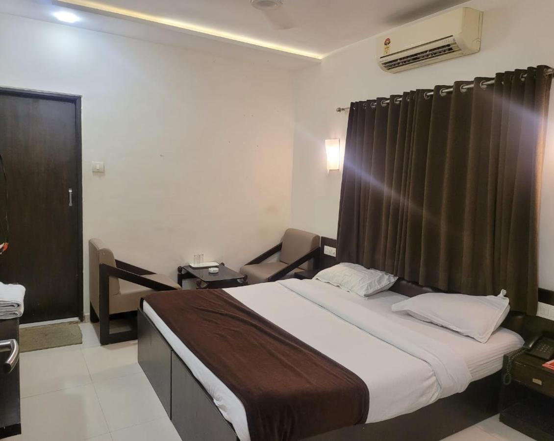 Hotel Golden Plaza