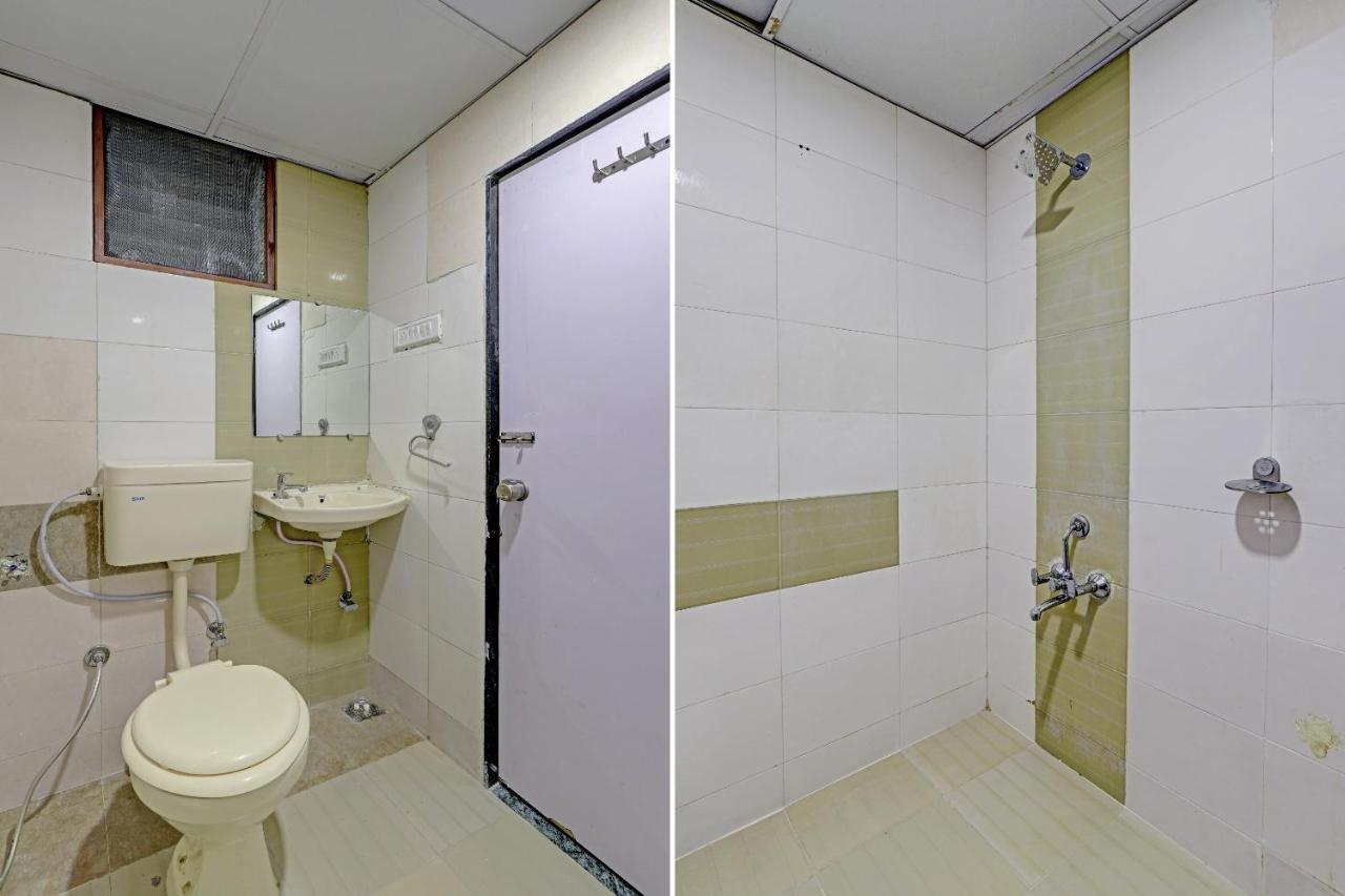 Hotel Oyo 81729 Blue Star